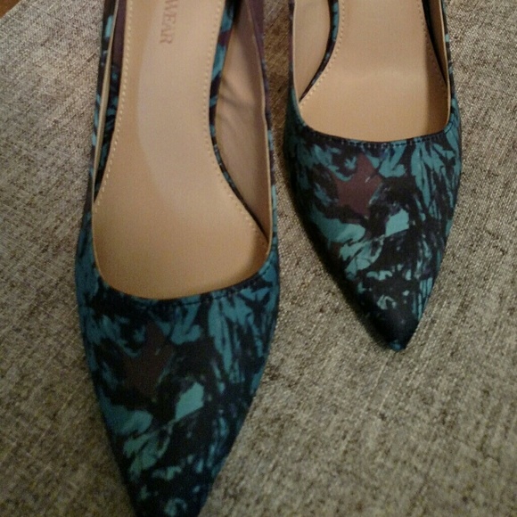 NEW Women's High Heel Pumps, Size 6 - Picture 2 of 7